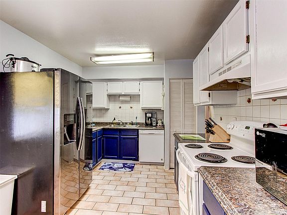 2nd image of 2067 Fernwood Dr