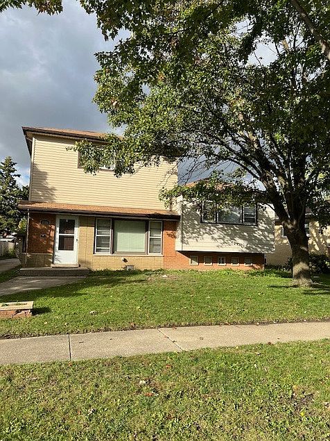 1st image of 4604 W 100th St