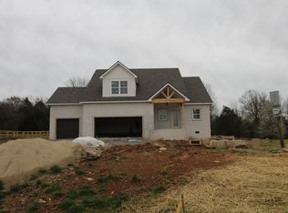 2413 Robin Ct, Murfreesboro, TN 37130