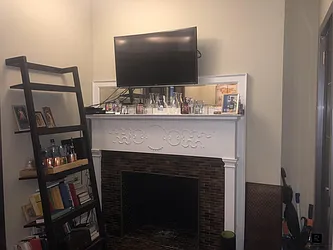 Rented by R New York