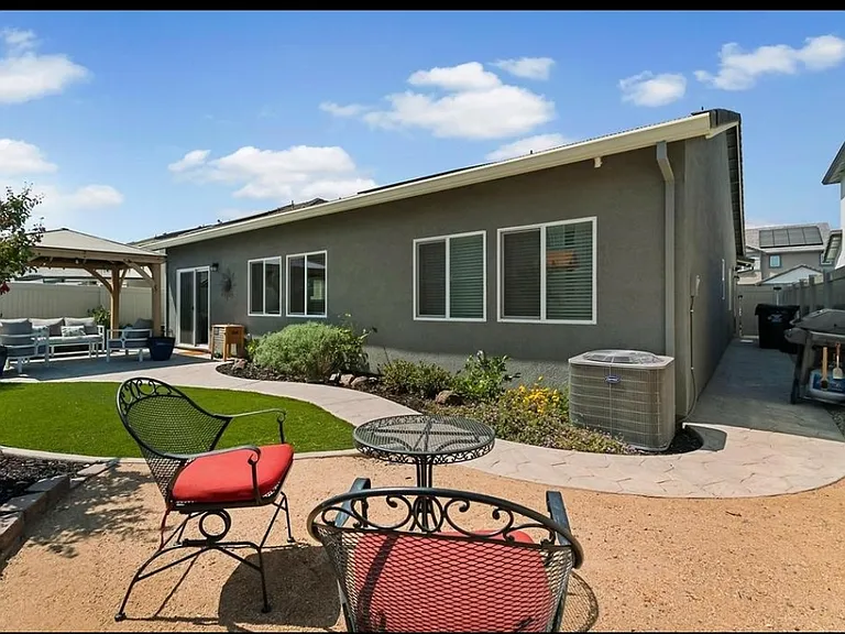 1204 Aspenparke Way — Photo 38