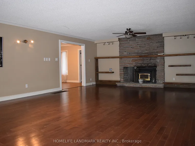 8800 Concession 2 Rd — Photo 9
