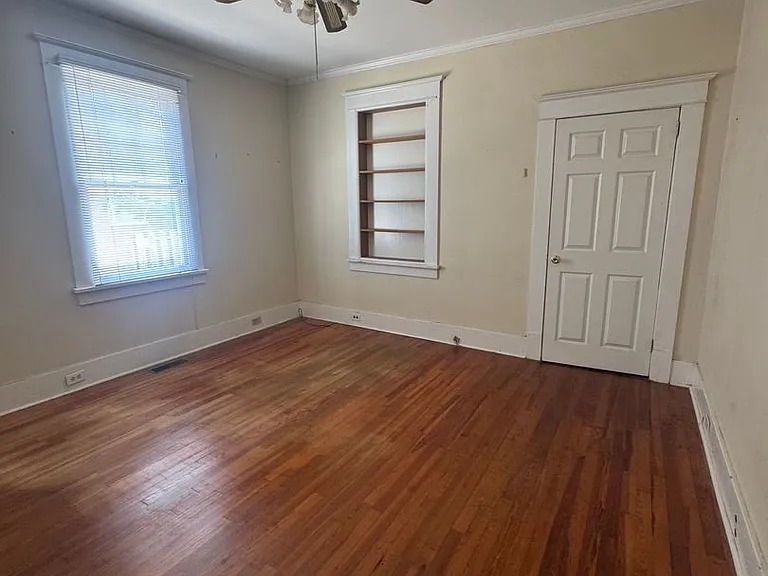 1804 Central Ave — Photo 3