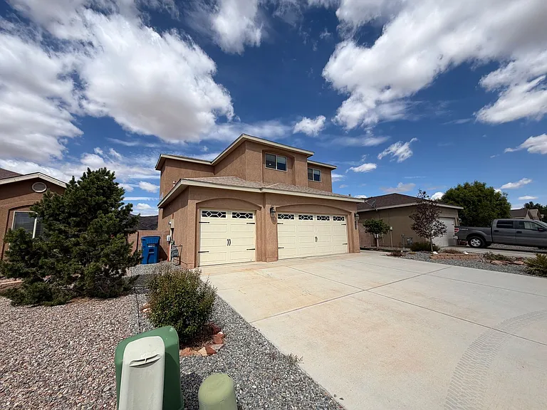 860 Firewheel Loop SW — Photo 3