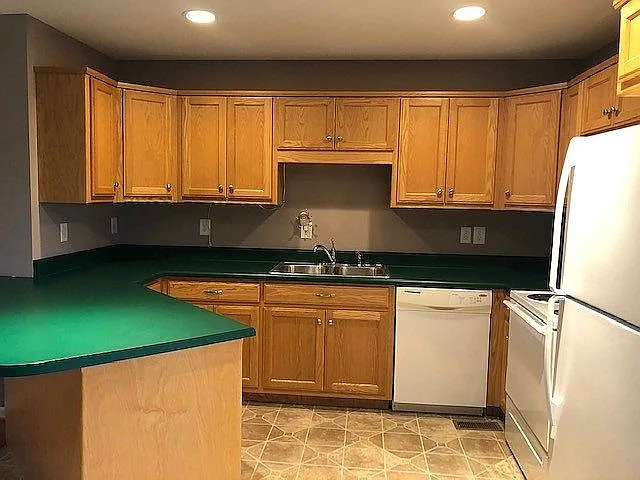 87 Apple Dr, Winchester, TN — Photo 2