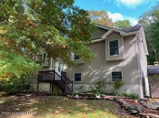 292 Schoolhouse Rd, East Stroudsburg, PA 18302