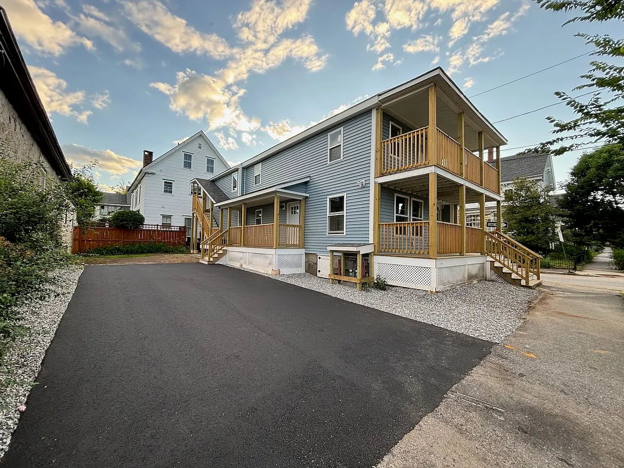 3 bed, 1300 sqft, $3,250 — Photo 2