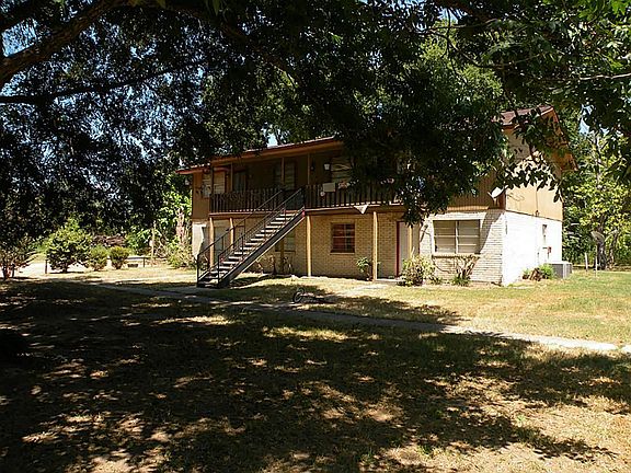 2nd image of 1255 Keeland Ln APT 5