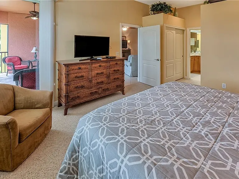 8600 Via Rapallo Dr #204 — Photo 17