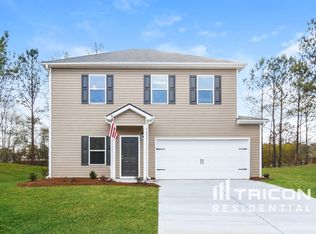 416 Wallace Cir, Carrollton, GA 30117