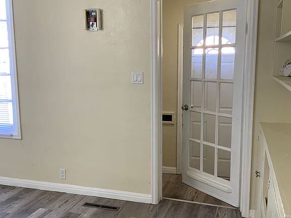 Double door in entry