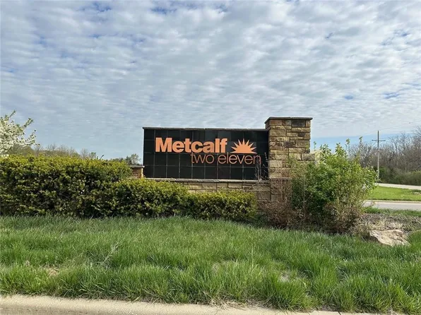 20979 Floyd St, Bucyrus, KS 66013