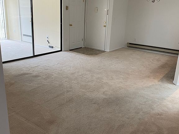 3rd image of 1 Medford Ct #1