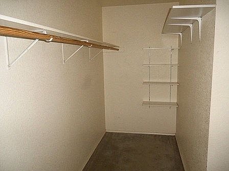 5th image of 4401 Breckenridge Dr