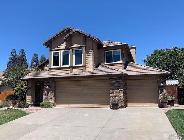 1st image of 167 Silver Eagle Way