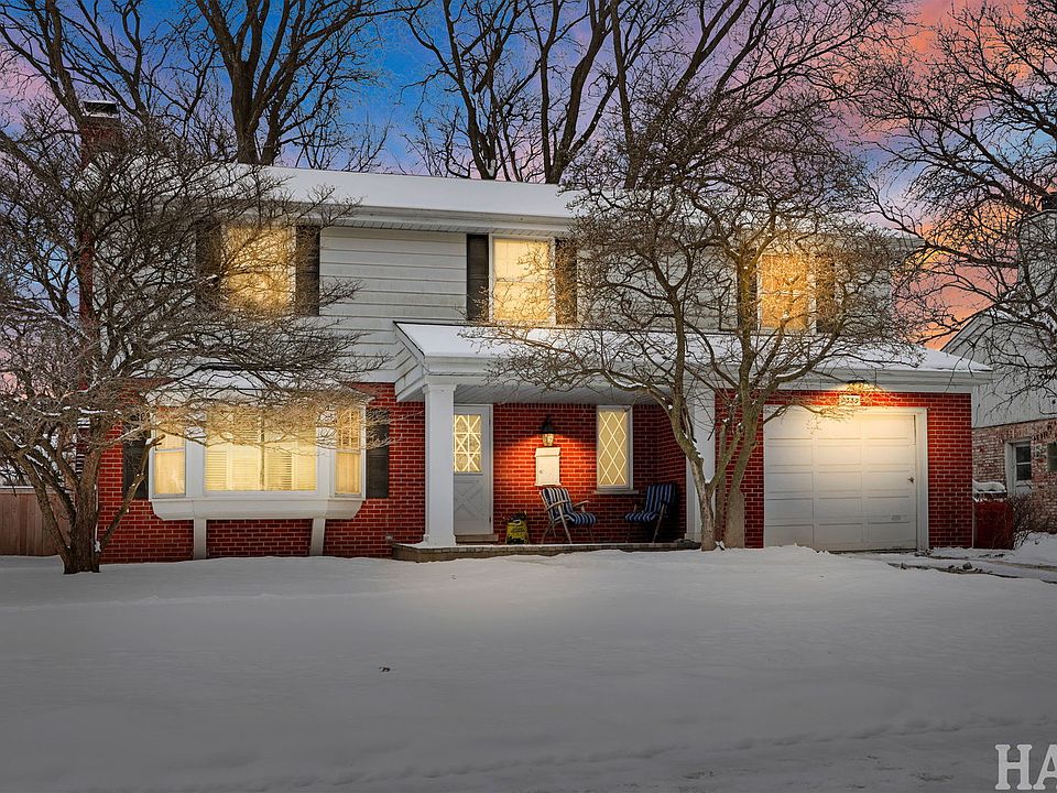 1st image of 2335 Maple Ave