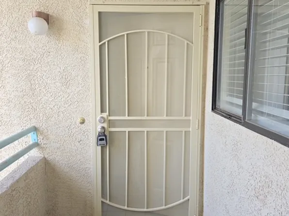 960 N Sloan Ln APT 203, Las Vegas, NV 89110