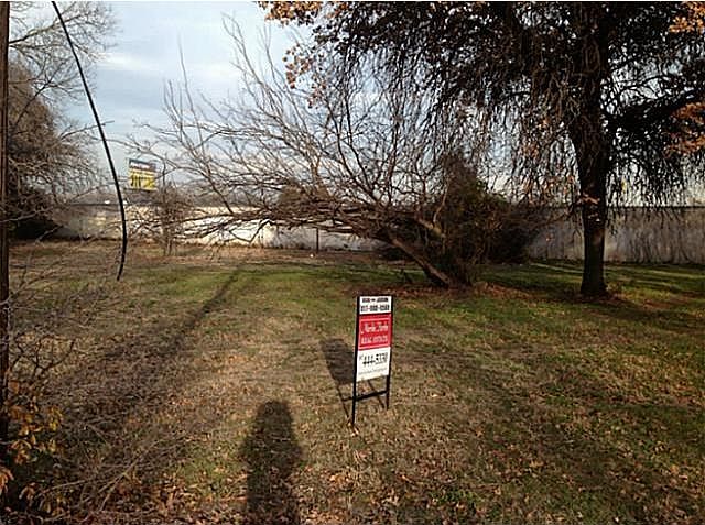 2nd image of 936 Sylvania Park Dr
