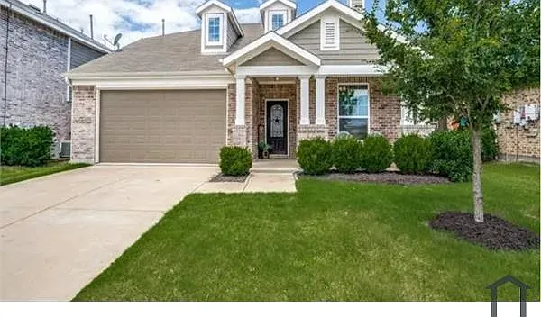 4 bed, 2535 sqft, $3,600 — Photo 2
