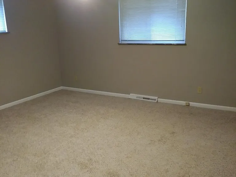 6960 Miami Hills Dr — Photo 7