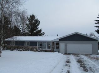 1739 Tonawanda Rd, Kronenwetter, WI 54455