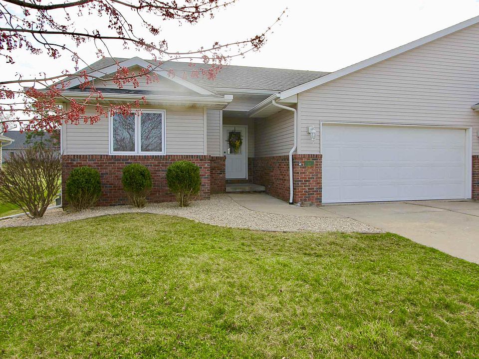 1st image of 520 N Brad Ct