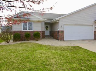 520 N Brad Ct, Hanna City, IL