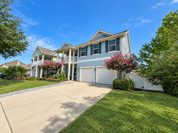 9033 Blackstone Dr, Aubrey, TX 76227