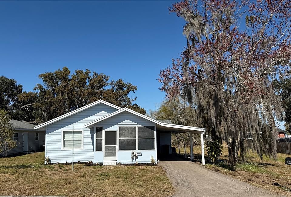 1st image of 403 Virginia St