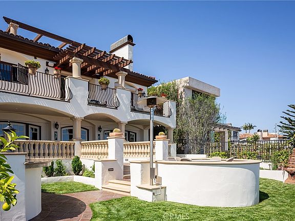 3rd image of 24352 Santa Clara Ave