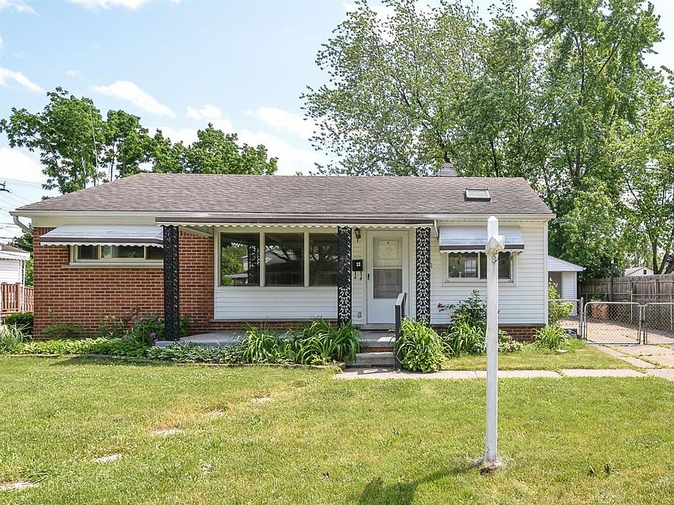 1st image of 1366 Duncan Ave