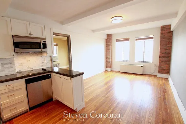 Rented by Steven Corcoran Real Estate | media 3