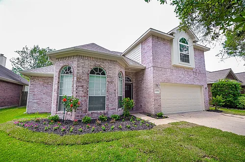 23751 River Place Dr Photo 1