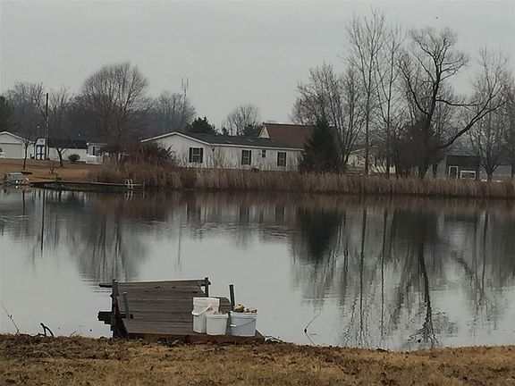3rd image of 440 Ln 301 Barton Lk