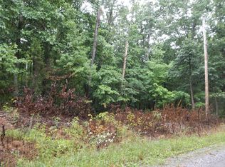 2 McNeices Ridge Rd, Pikeville, TN 37367