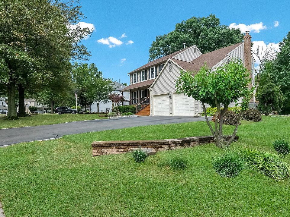 329 Abbey Ln, Lansdale, PA 19446 Zillow