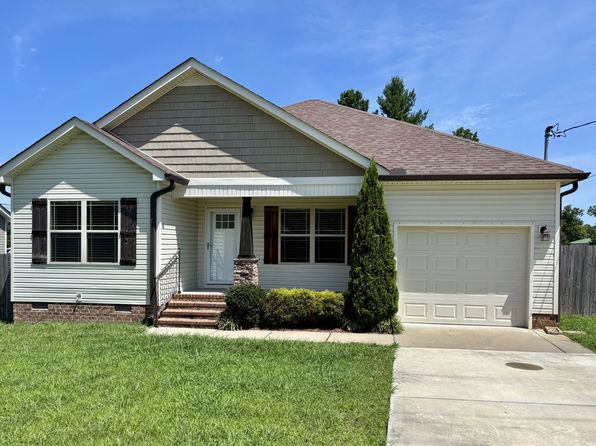 76 Al White Dr