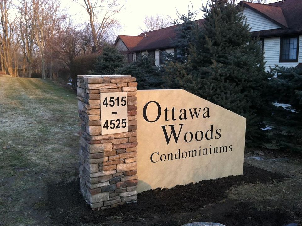 Ottawa Woods Condominiums