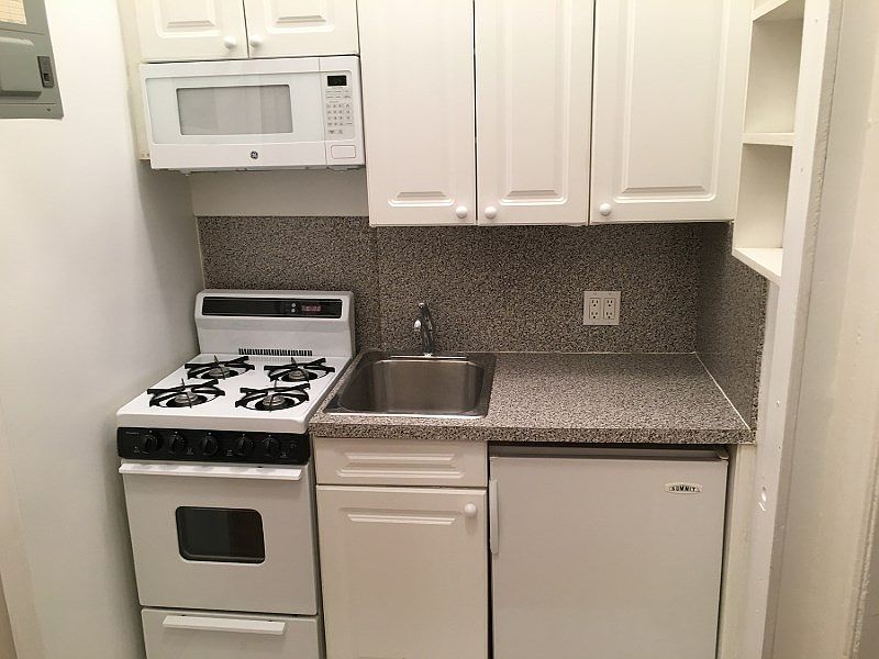 2nd image of 740 W End Ave APT 83A