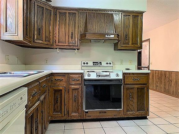 5th image of 11434 S Lakeview Dr