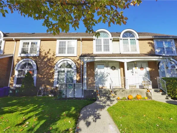 46A Debbie St, Staten Island, NY 10314