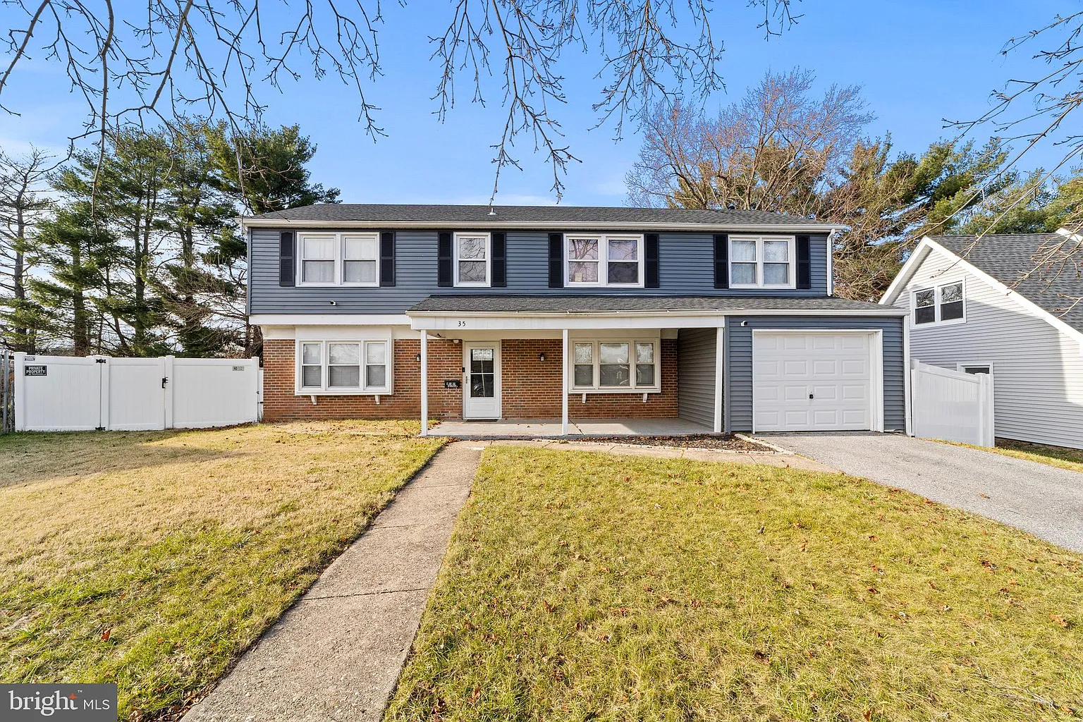 35 Holstone Ln photo 1