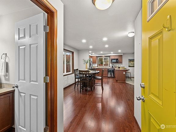 5th image of 4560 148th Street NE