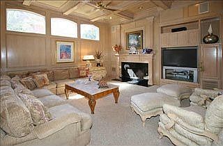 3rd image of 3705 Lake Hollow Way