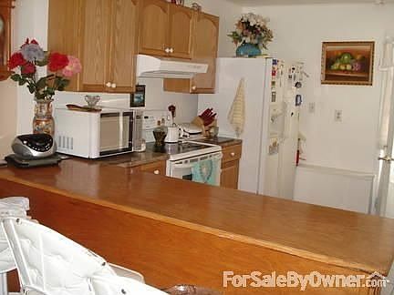 4th image of 55 Wertman Ln