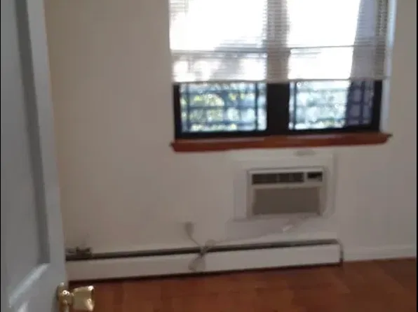 220-44 64th Ave, Oakland Gardens, NY