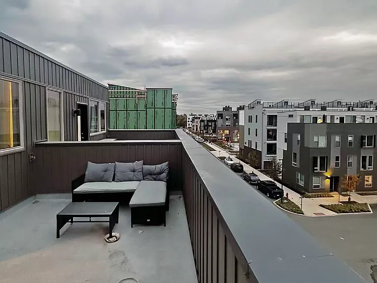 2030 Northbank Pl — Photo 20