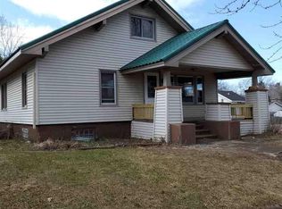 203 9th St, Cloquet, MN 55720