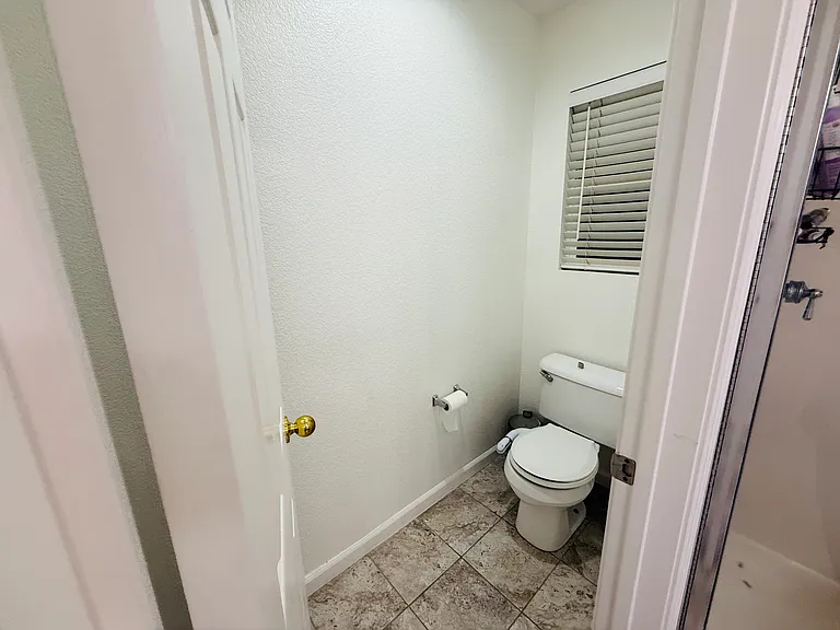 1330 Haley Ct #1 — Photo 14