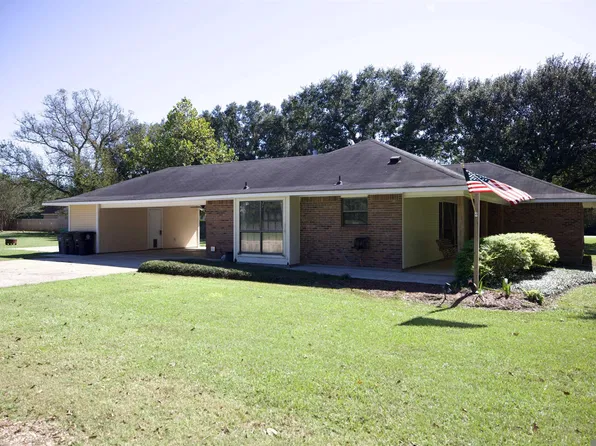 22916 Jacocks Rd, Slaughter, LA 70777